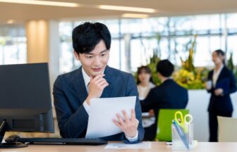 特定技能　定期届出